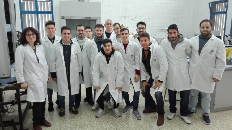 Alumnos de IES Ventura Morón visitan el Laboratorio ‘Cátedra Acerinox’ de la EPS