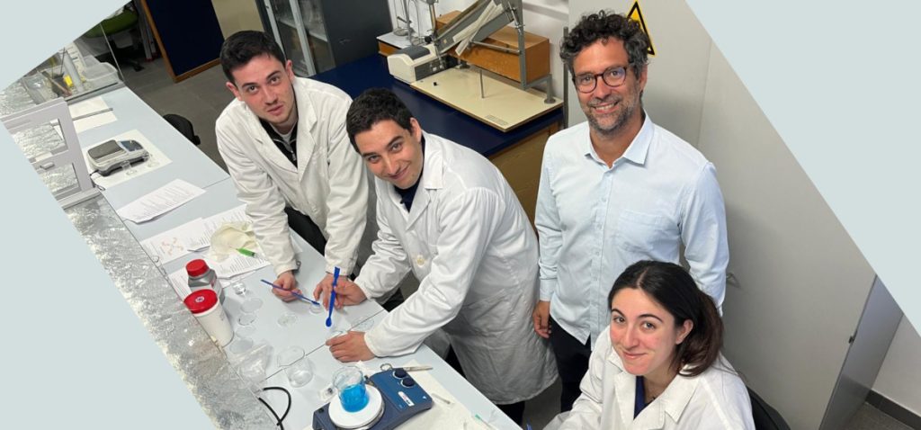 El alumnado del máster en Ingeniería Industrial de la ETSIA recibe formación especializada sobre biopolímeros y bioimpresión 3D